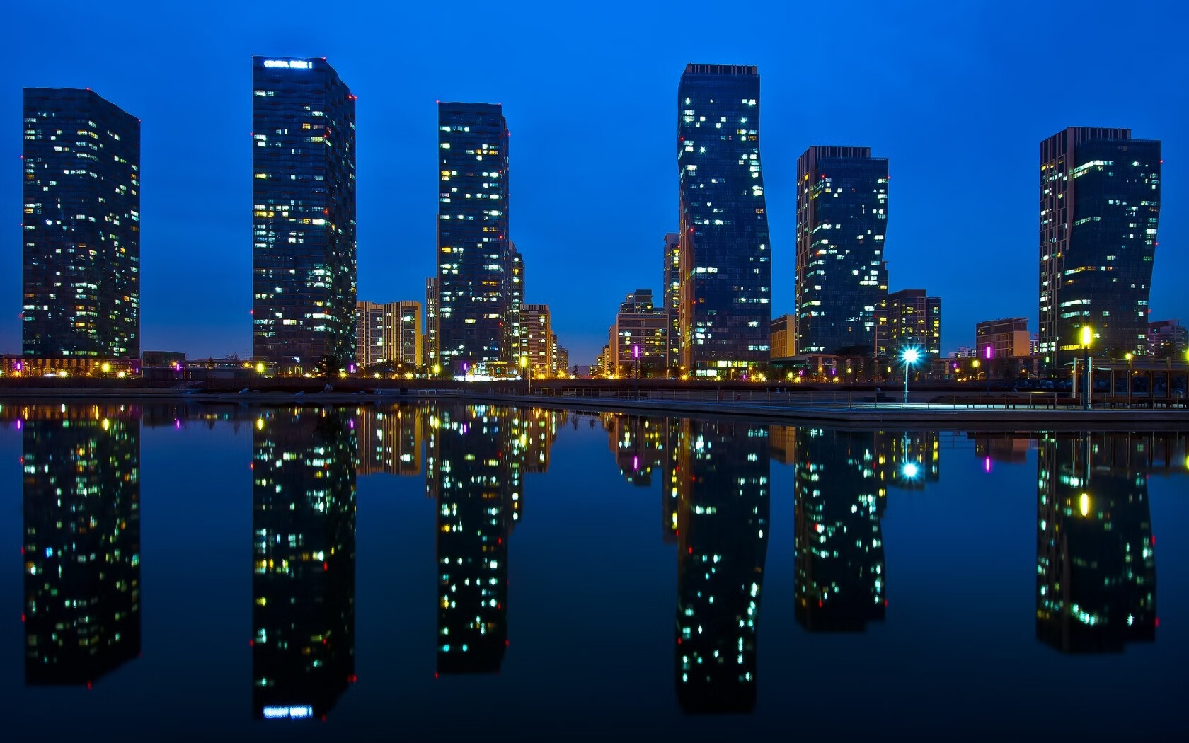 爱游戏体育在线赛事-中国女篮连续取得胜利 球迷热情高涨，中国女篮赢球